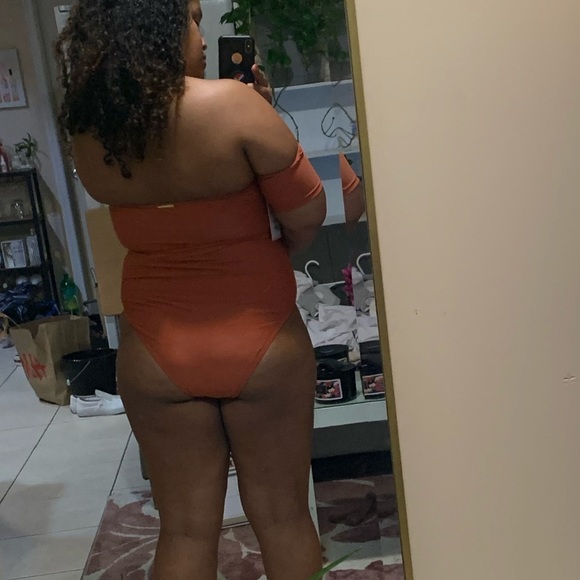 0182Burnt Orange Off-The Shoulder Belted One-Piece - Picture 5 of 5